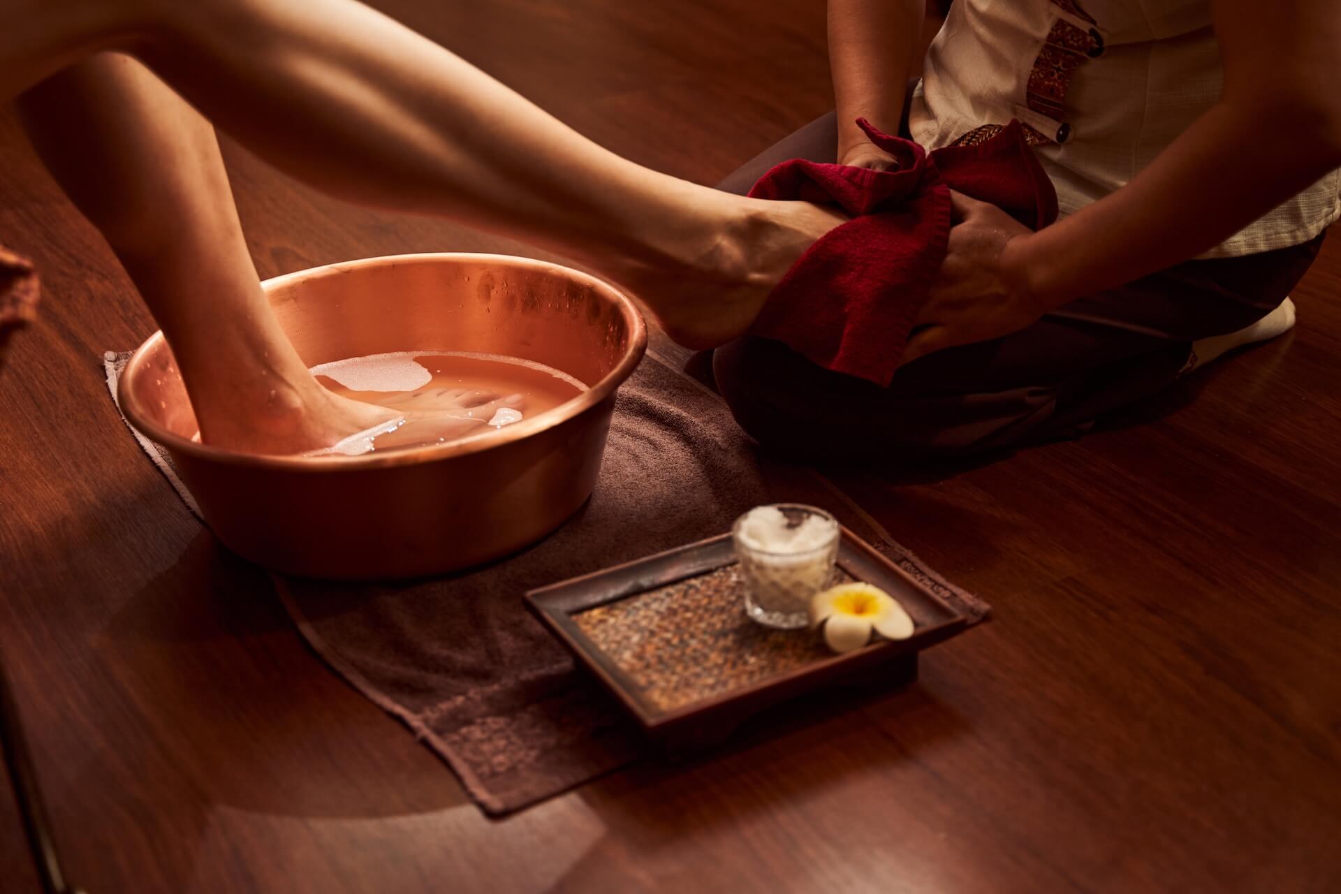 The Benefits of Copper Foot Baths: A Healing Touch for Your Feet